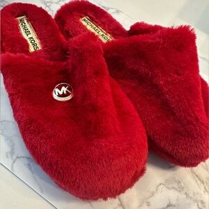 Michael Kors Slippers NEW. Size 11